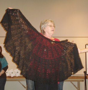 Darliss - a beautiful stole that was once displayed in my shop! Darliss - a beautiful stole that was once displayed in my shop!